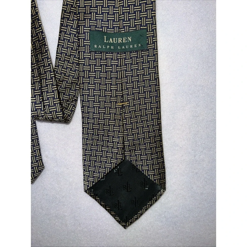 Lauren Ralph Lauren Men's Tie Designer Navy And Black 100% Silk Hand Finished US